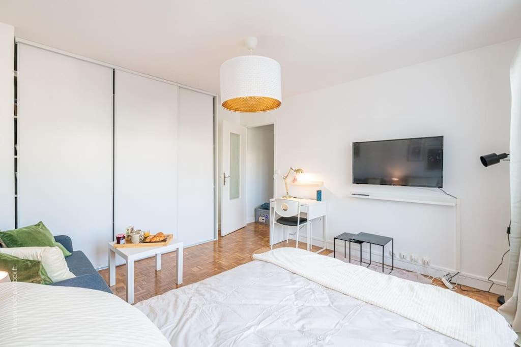 Suresnes : Appart Cosy Au Pied De Paris La Defense Apartamento Exterior foto